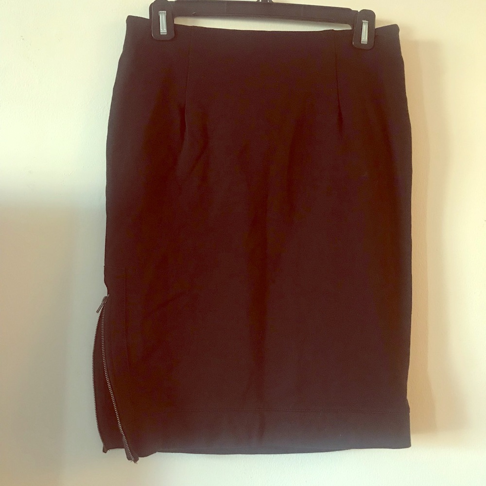 Black below the knee skirt with zippered slit